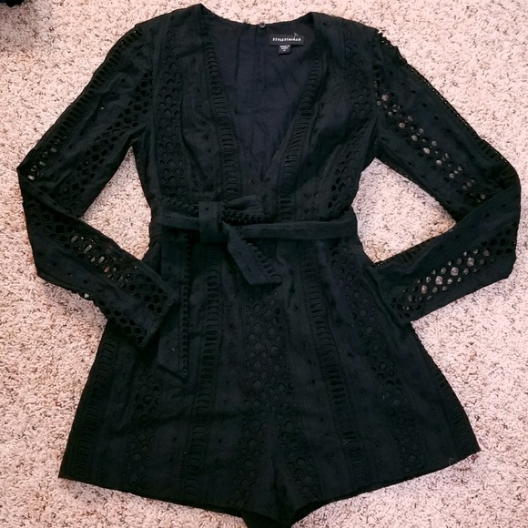 🚫SOLD🚫NWOT STYLESTALKER ROMPER - Picture 6 of 8
